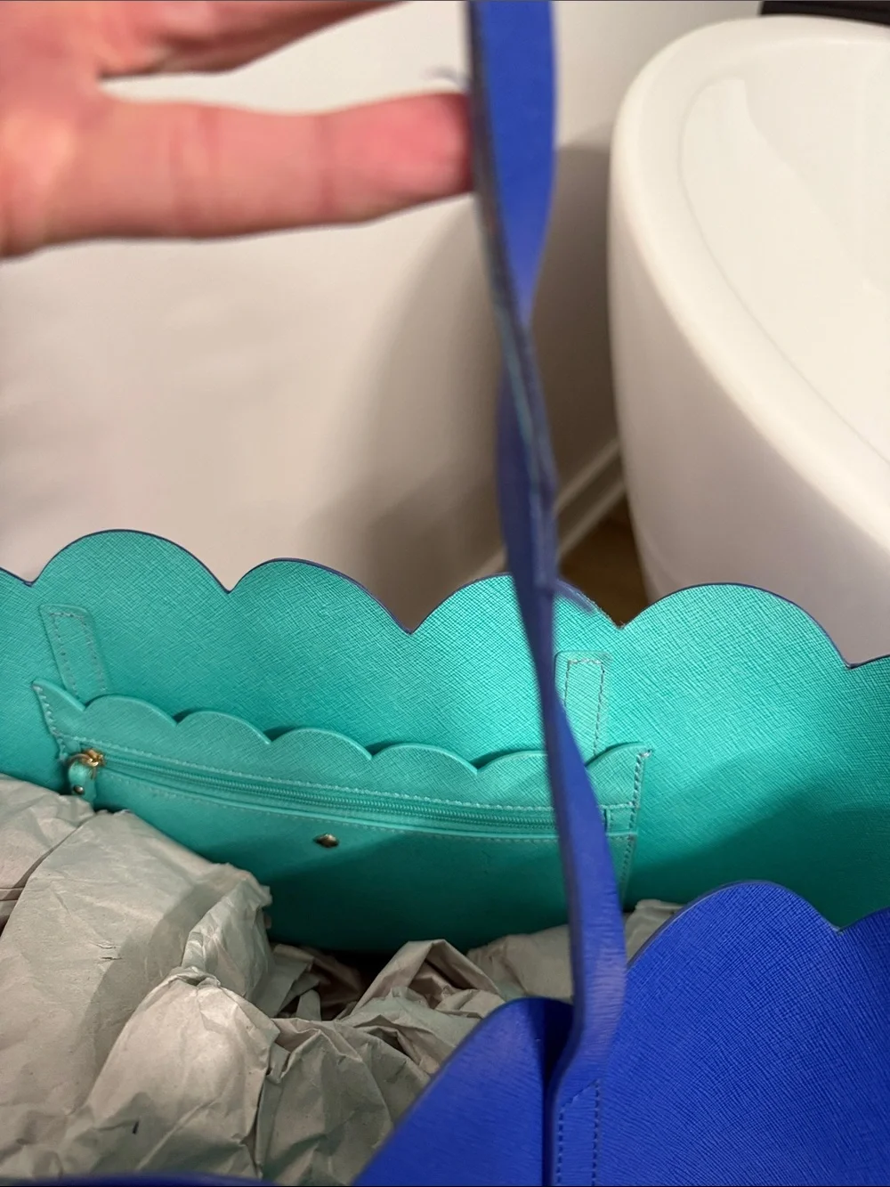 kate spade cobalt blue tote with teal scalloped trim
